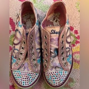 Size 5 Skechers twinkle toes!